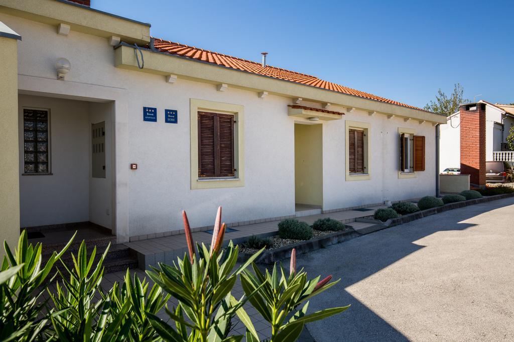 Apartments Duje Ribnica Obrovac Exterior photo