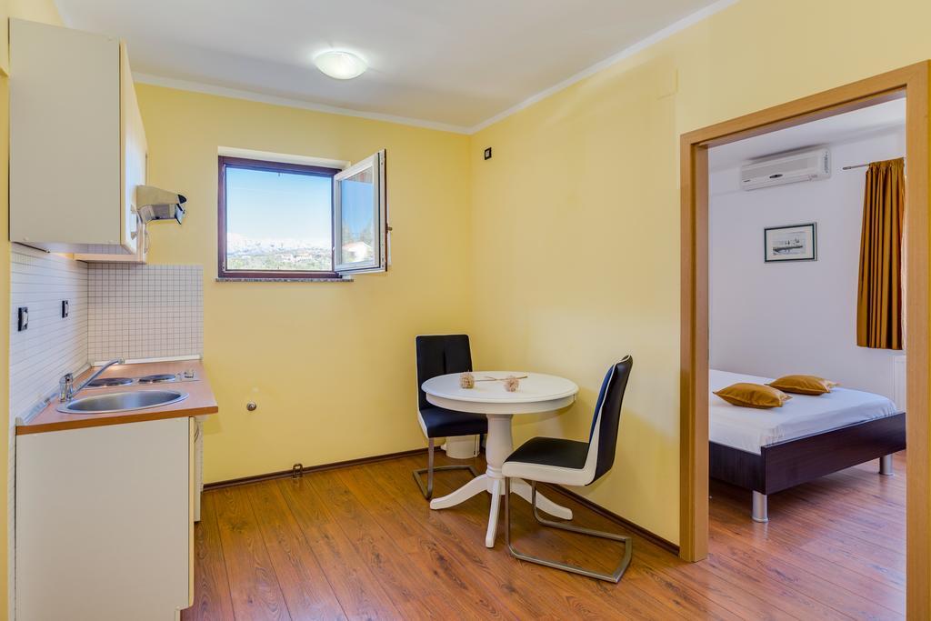 Apartments Duje Ribnica Obrovac Exterior photo