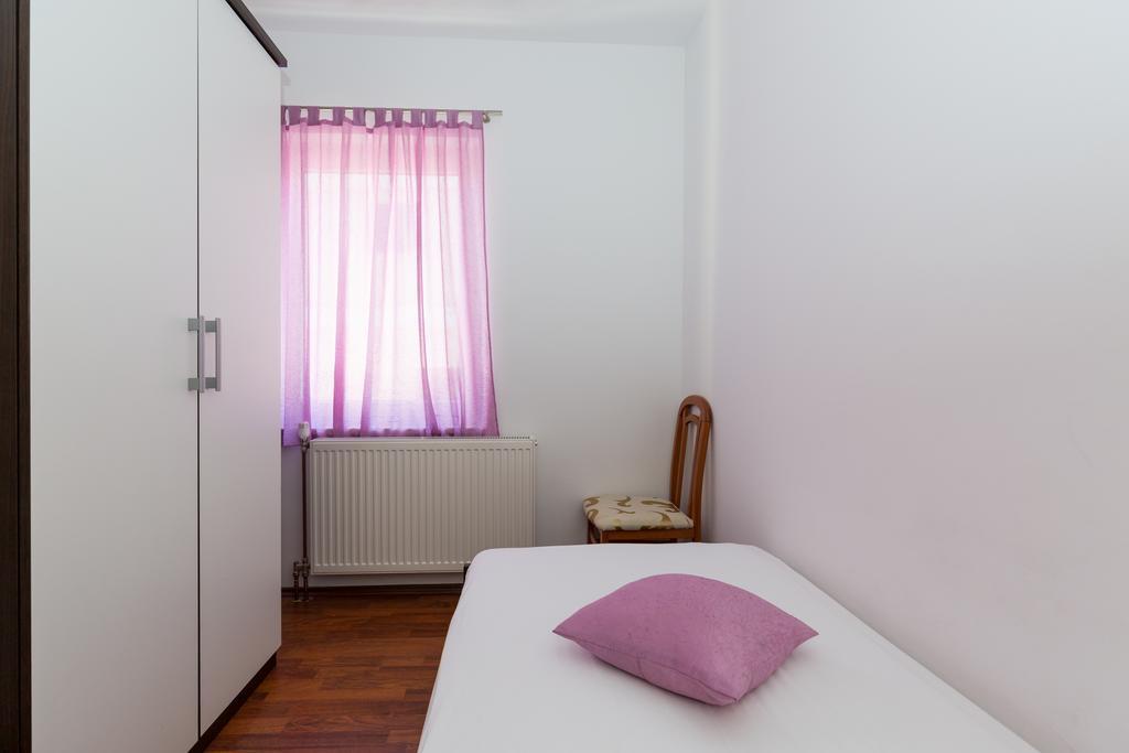 Apartments Duje Ribnica Obrovac Exterior photo